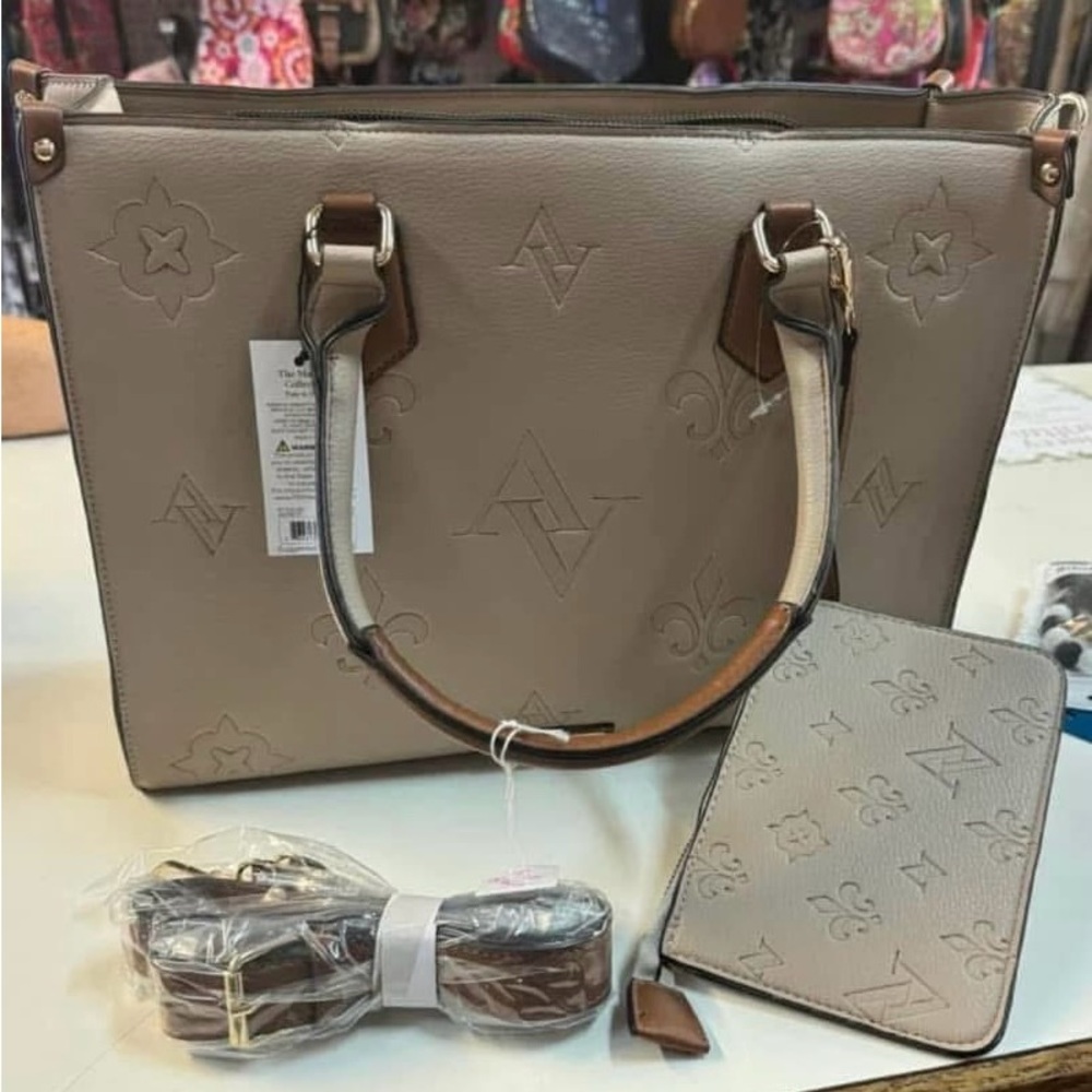 Adrienne Vittadini Signature Tote with Pouch- used